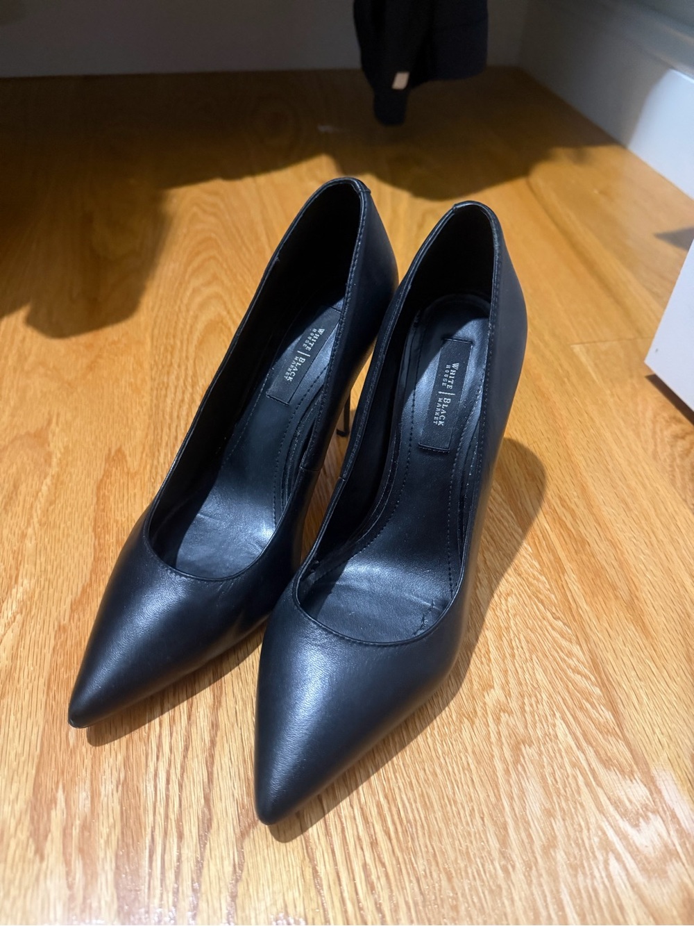 White House Black Market Black Pointed-Toe Stiletto Pumps - Size 9